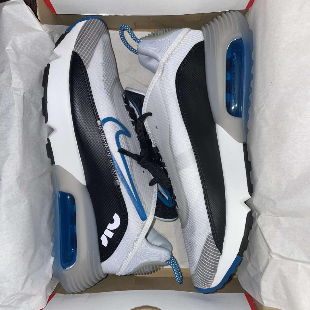 Nike 2090s, Men's Fashion, Footwear on Carousell