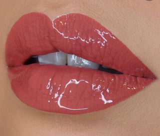 (Category: ) located in . Submitted by ariellux (Listing ID 1081428045, Image 1). Description: .
