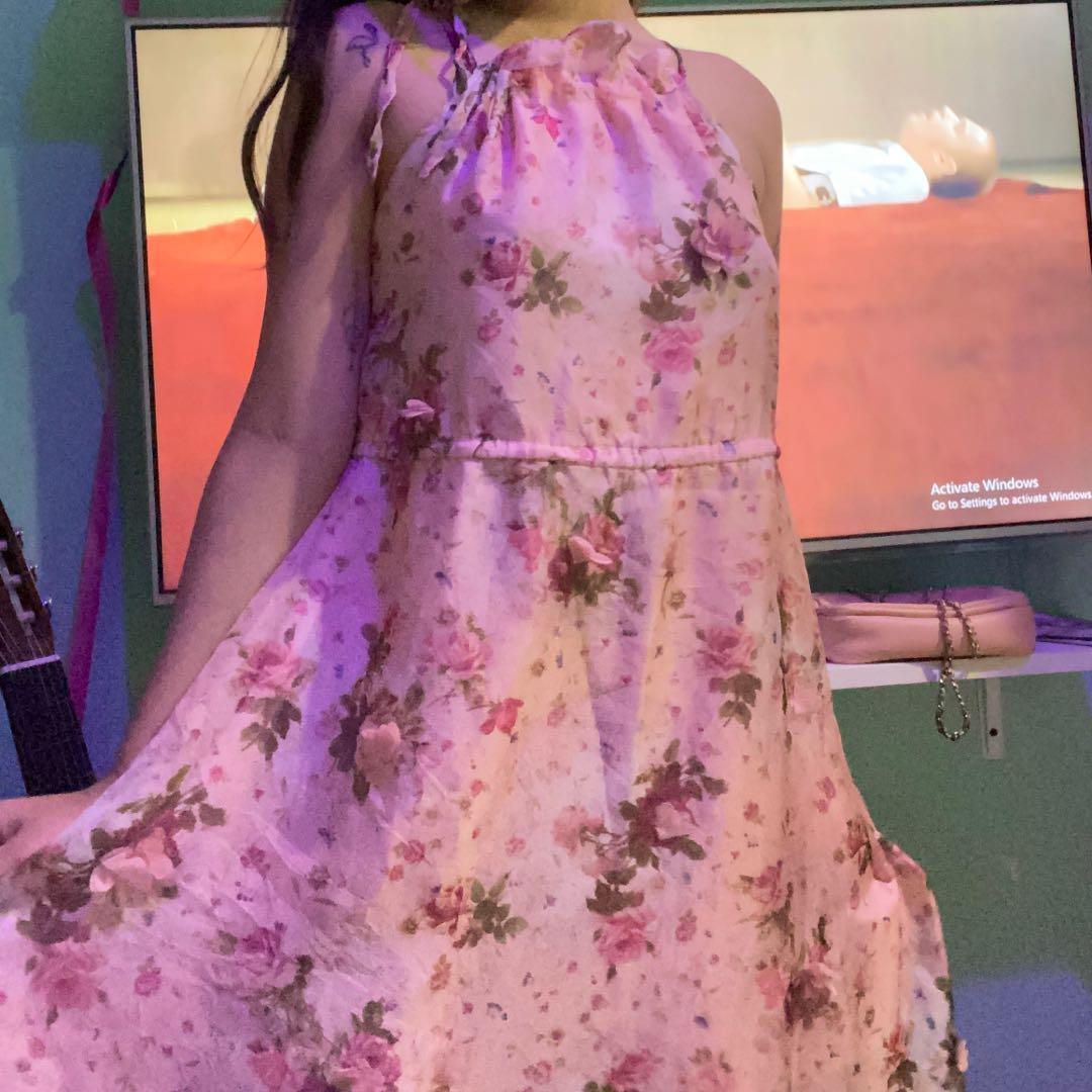 pink flower halter dress, Fesyen Wanita 