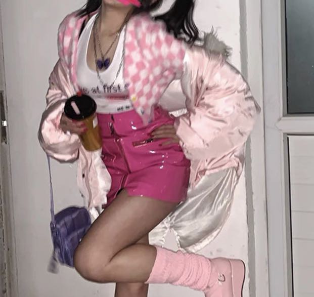Pink leather 2025 skirt 90s