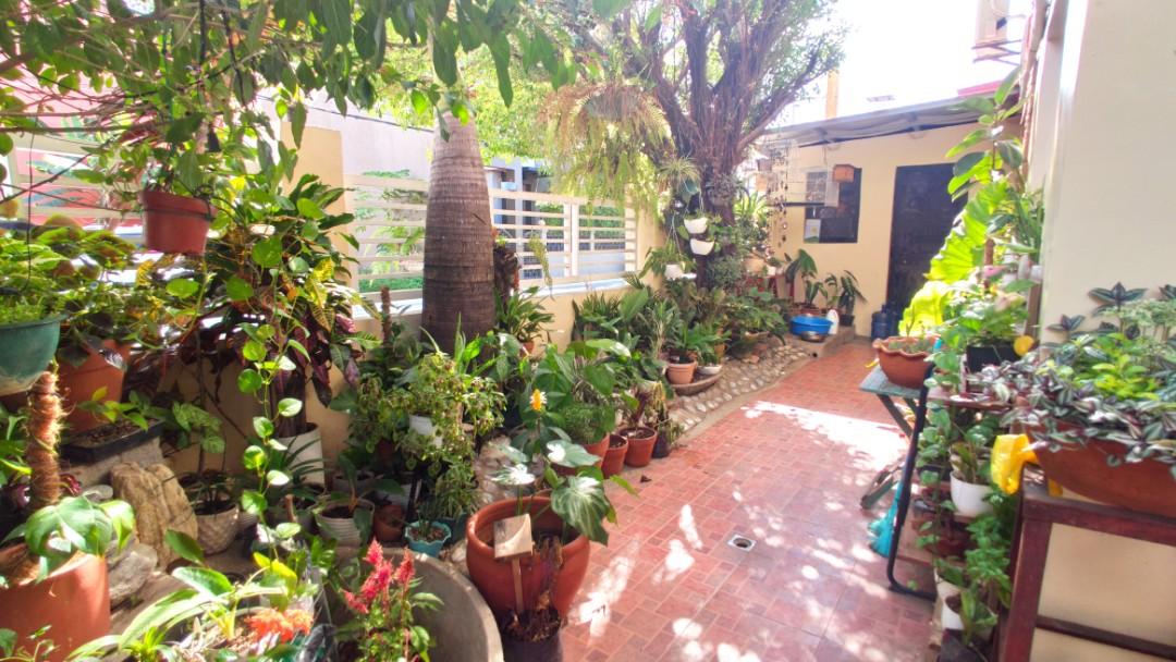 Preowned Corner House and Lot at Suburbia East, Marikina, Property