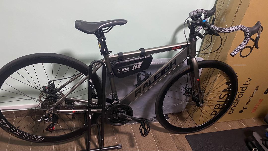 Raleigh RL880 Hybrid Road Bike Sports Equipment Bicycles Parts