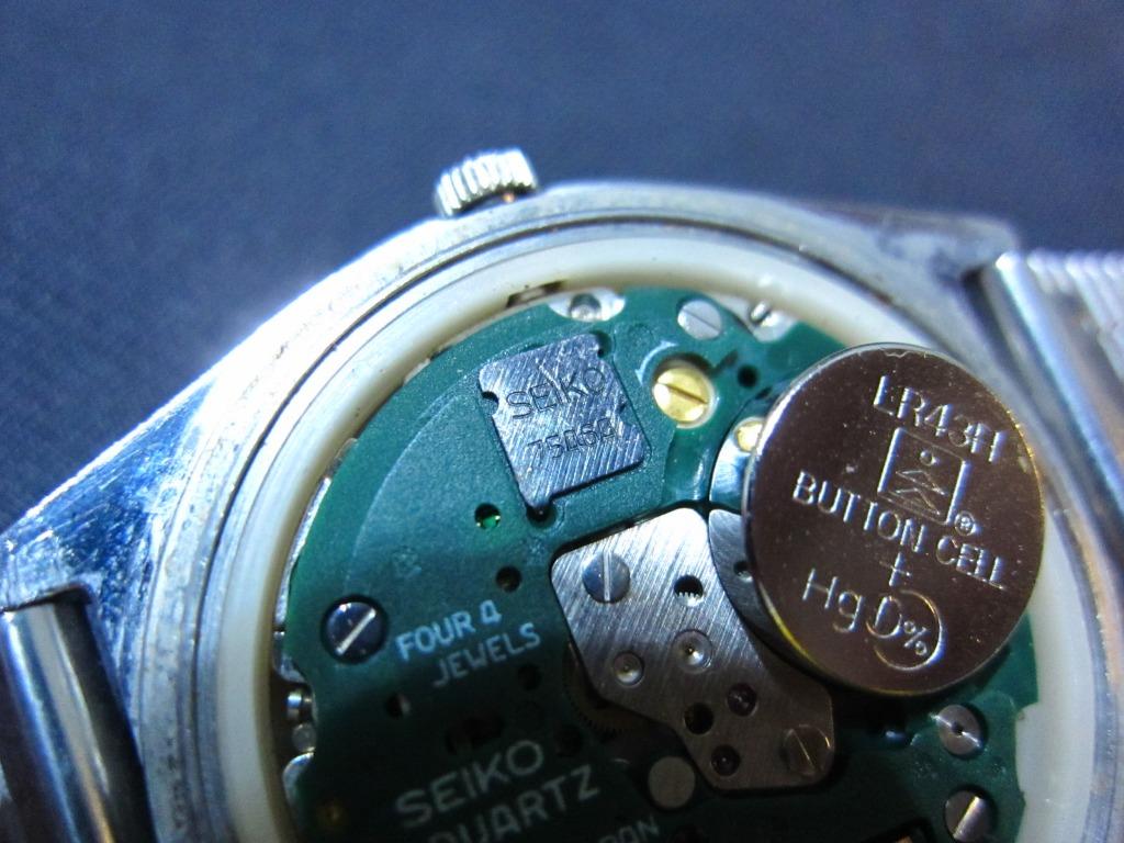 Seiko Quartz Type II  SS Qz 35mm Men GS case Japan vintage, Men's  Fashion, Watches & Accessories, Watches on Carousell