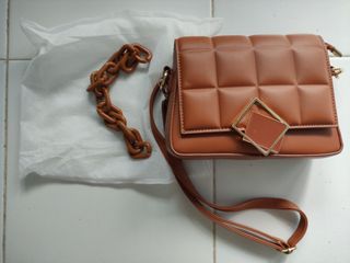 (Kategori: ) berada di . Dikirim oleh nknbb (ID iklan 1081489883, Gambar 1). Deskripsi: .