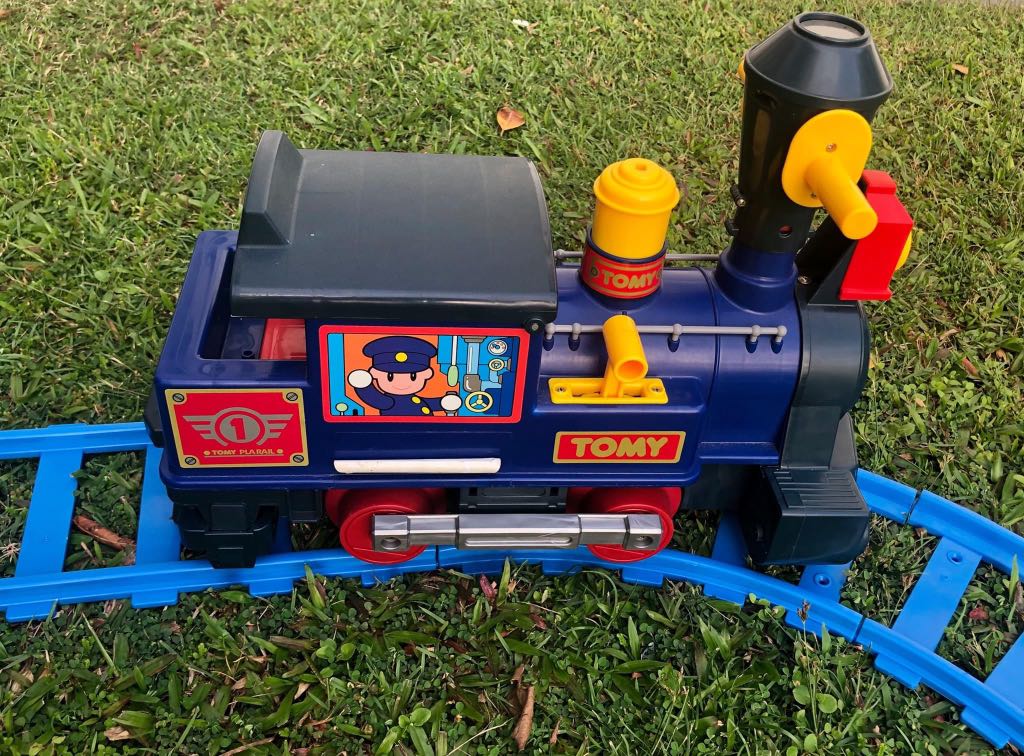 Tomy ride on train 2025