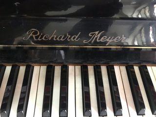Used Richard Meyer 121 exam model piano 🎹