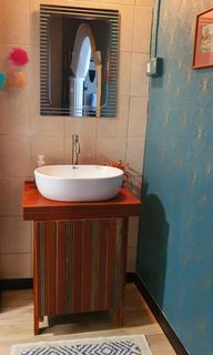 (Category: ) located in . Submitted by ukuguitarsifu (Listing ID 1081540356, Image 1). Description: .