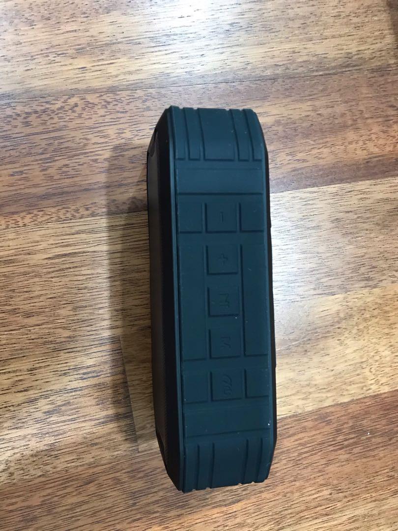 Waterbox Waterproof Speaker and Atom Wireless Earbuds, Audio