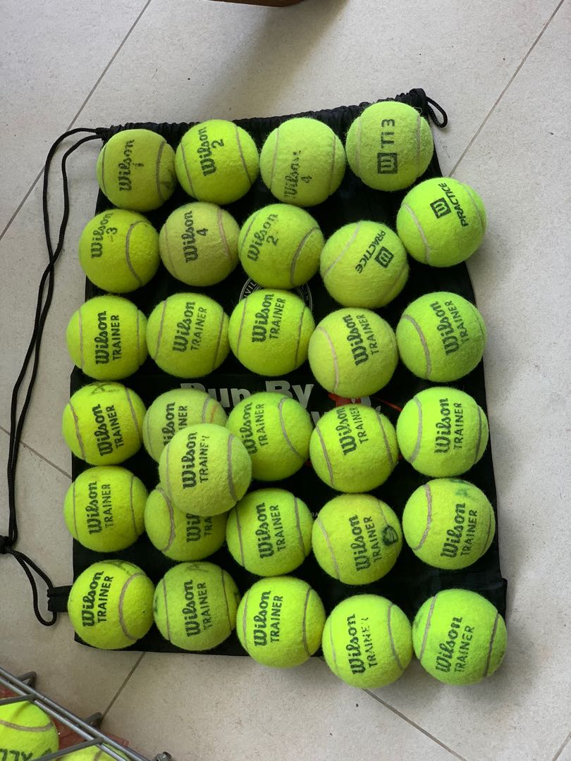 Wilson tennis ball, Sports Equipment, Sports & Games, Racket & Ball