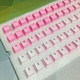 YMDK Gradient PBT Keycaps (87 keys) YMDK Gradient PBT Keycaps (87 keys)