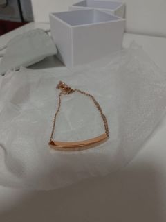 （分類：）位於 。 由 ckchanni 提交（商品編號 1081631879，圖片 1）。簡介： 。