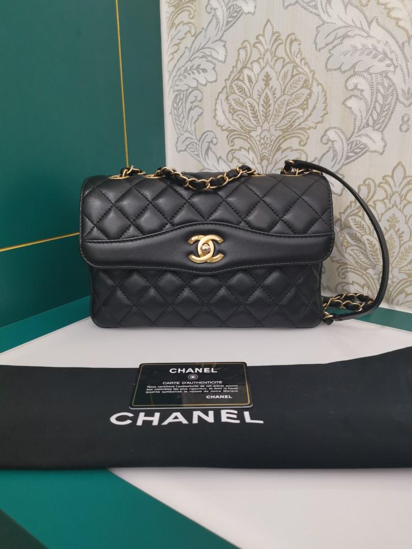 24 Like New Chanel Coco Vintage Flap Black Lamb GHW, Luxury, Bags & Wallets  on Carousell
