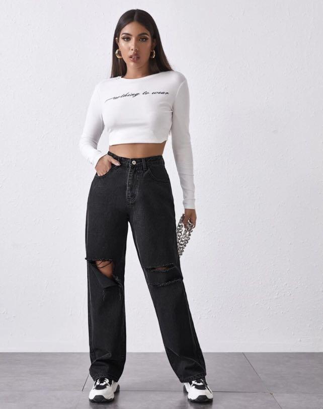 Black ripped mom top jeans outfit