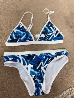 Blue leaf print bikini