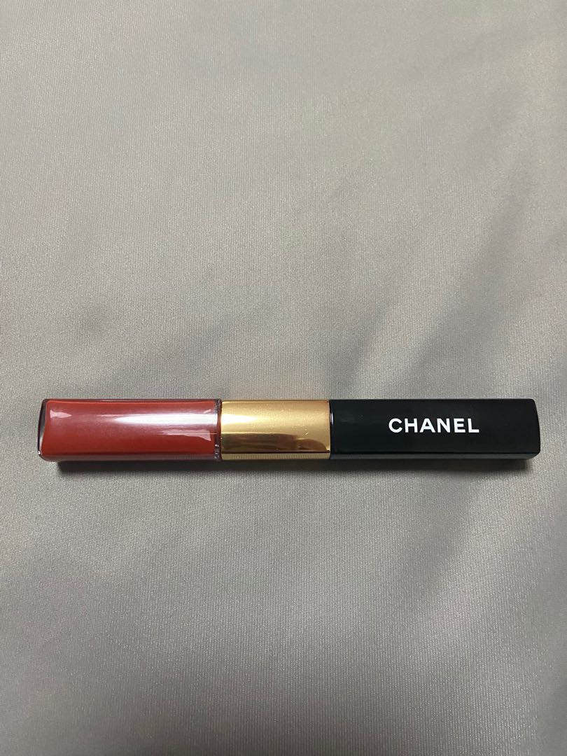 CHANEL Le Rouge Duo Ultra Tenue Ultra Wear Lip Color 164 Chic Beige, Beauty  & Personal Care, Face, Makeup on Carousell