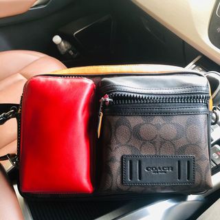 (Category: ) located in . Submitted by pshopperhans (Listing ID 1081464539, Image 1). Description: .