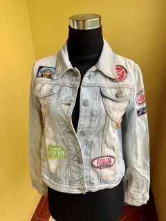 Denim Jacket Crop Cropped Slim Fit Patch Patches Ripped Vintage Blue Jeans Bershka