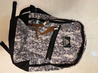 （分類：）位於 。 由 masterw17 提交（商品編號 1081724026，圖片 1）。簡介： 。