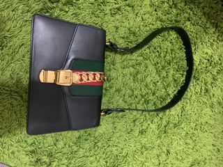 （分類：）位於 。 由 miyeoni 提交（商品編號 1081721283，圖片 1）。簡介： 。