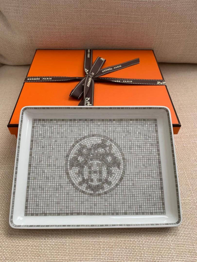 hermes tray price