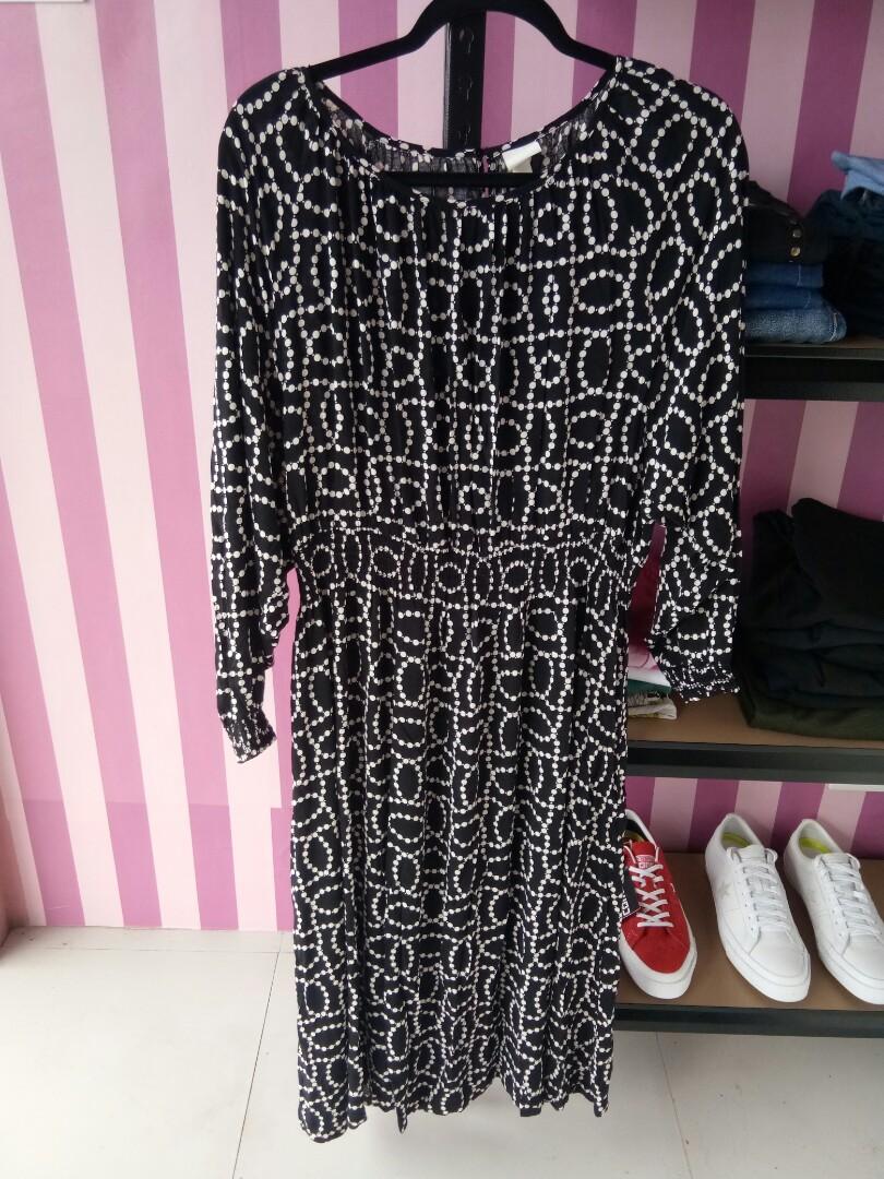 H&m maxi store dress sale