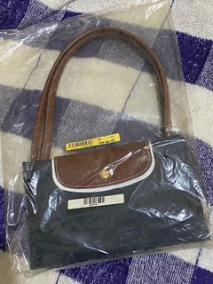（分類：）位於 。 由 mmsymc 提交（商品編號 1081755843，圖片 1）。簡介： 。