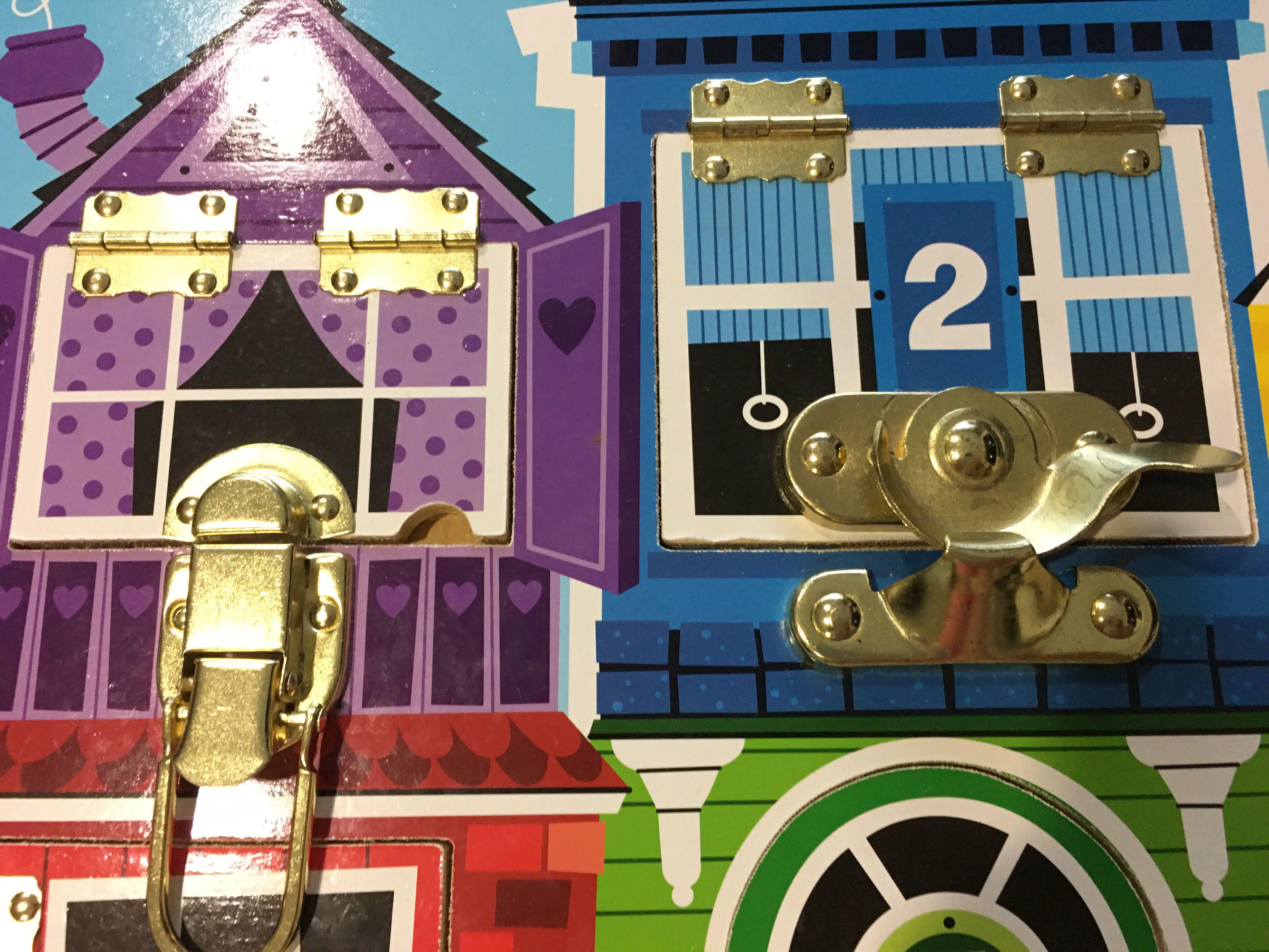 Melissa & Doug Lock and latches board, Hobbies & Toys, Toys & Games on