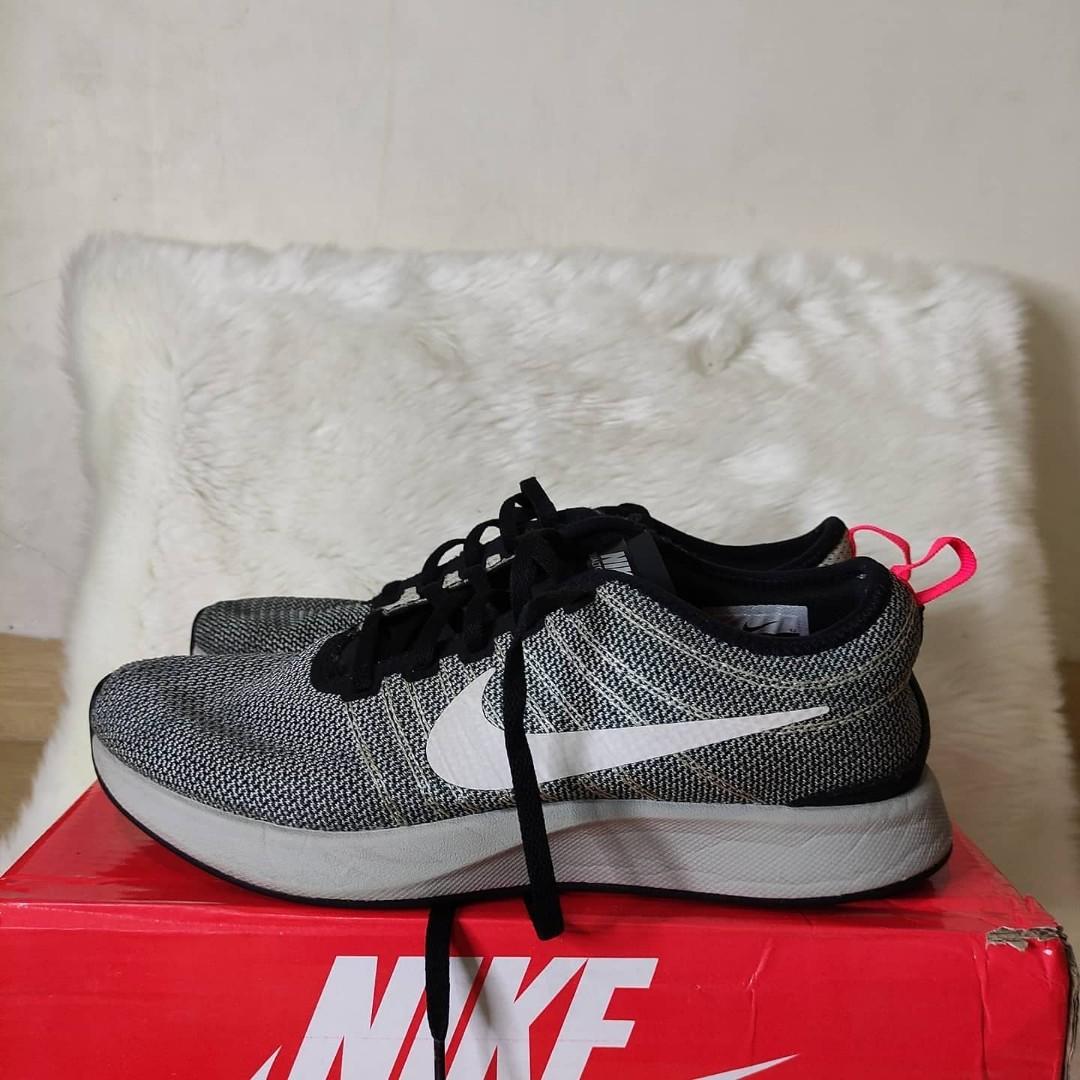 Nike dualtone racer original Fesyen Pria Sepatu Sneakers di