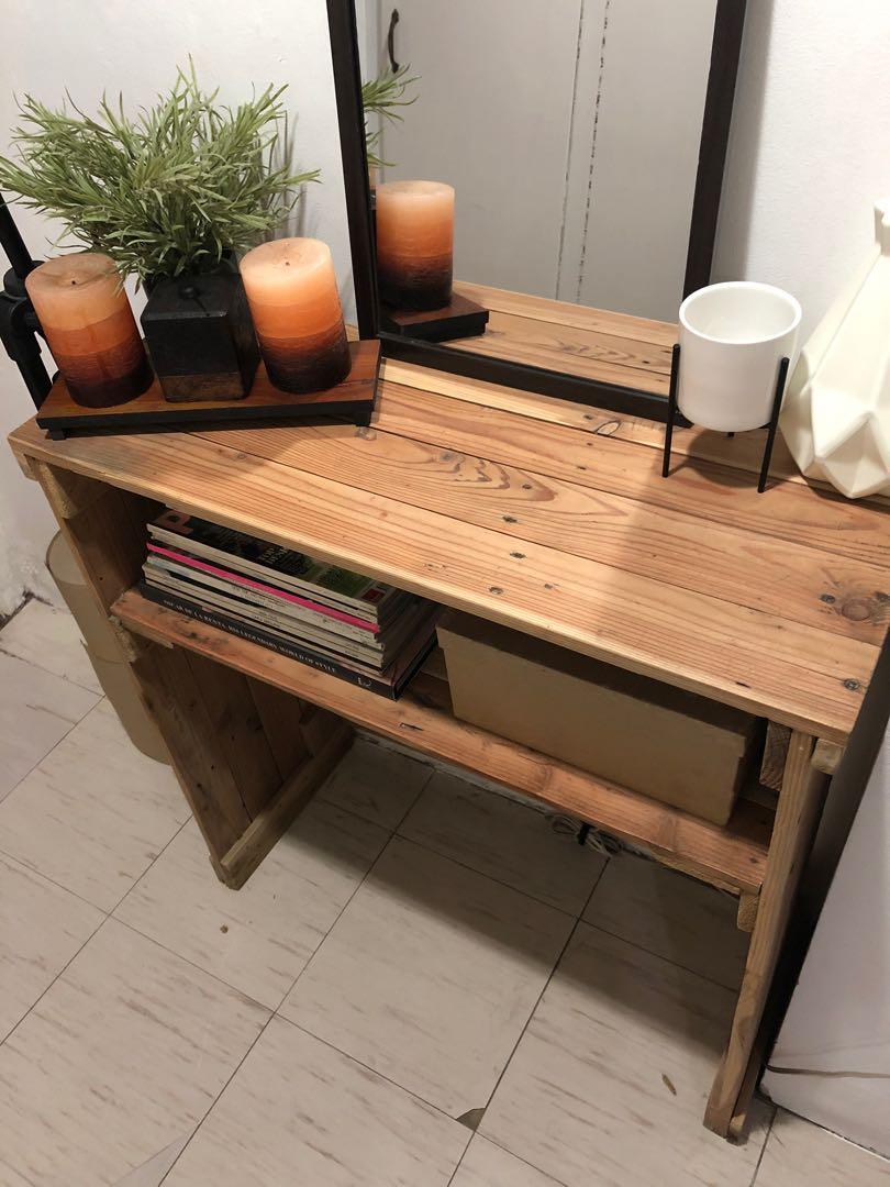Palochina console sale table