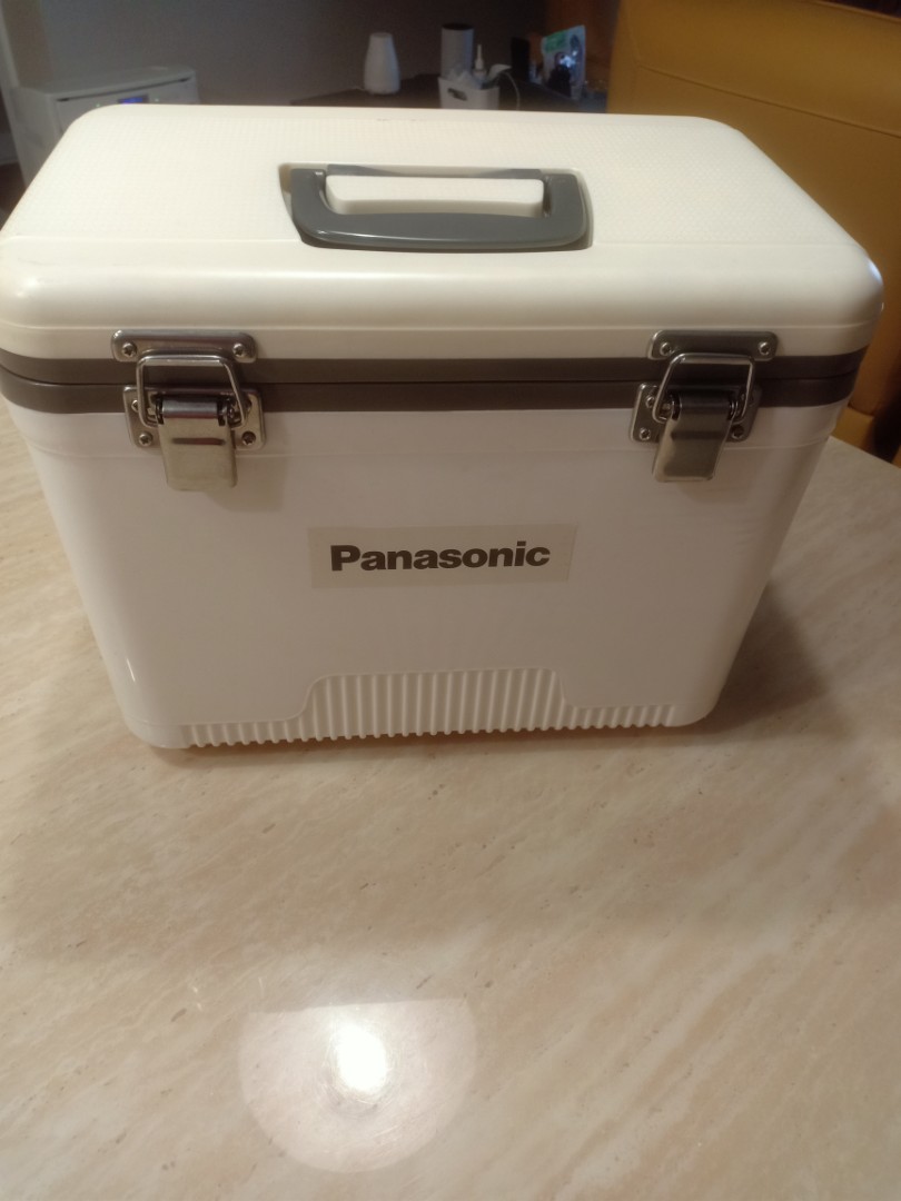 Panasonic ice box 2025