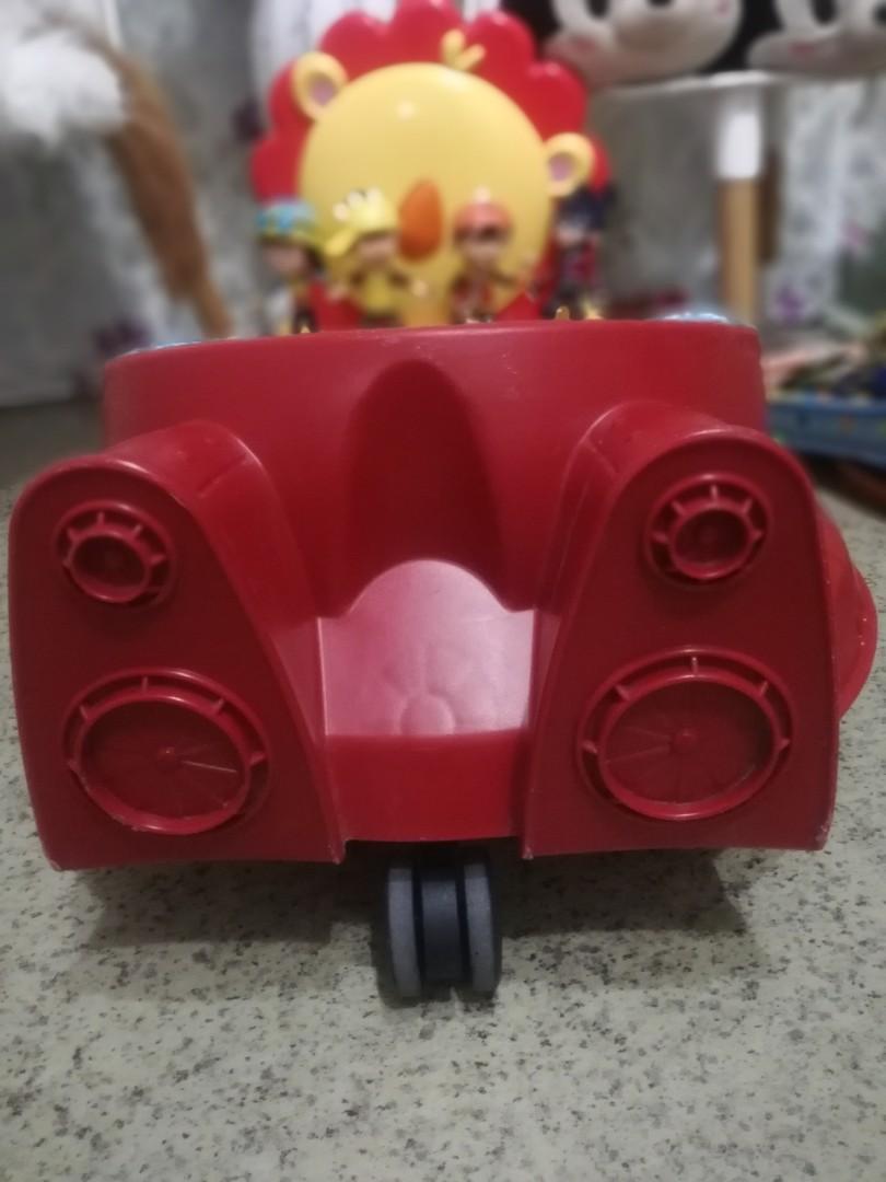 Radio flyer spin n outlet saucer with lights and sounds