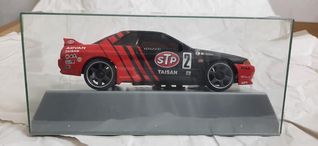受注生産品 未開封 1:18 SCALE STP TAISAN R32GT-R