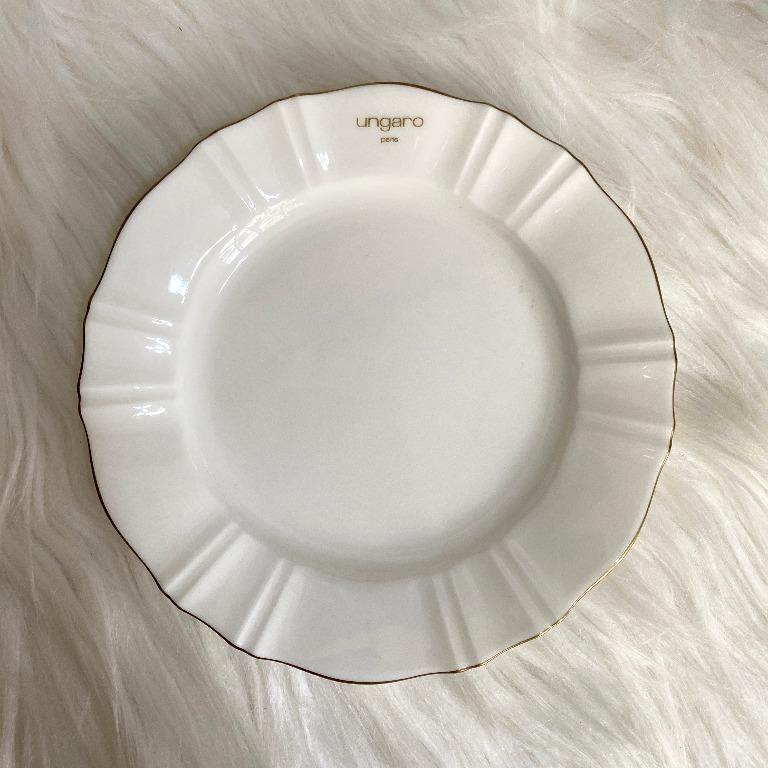 Ungaro White Gold Dessert Cake Plates (Category: Dinnerware & Cutlery) located in Consolacion. Submitted by posh_avenue_home (Listing ID 1081660178, Image 3). Description: New no box. Set of 5 - 6.25 inches..