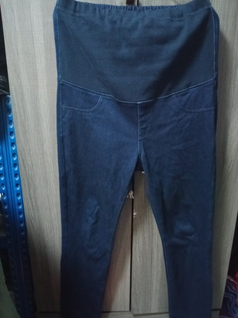 Uniqlo Maternity Pants, Women's Fashion, Maternity wear on Carousell