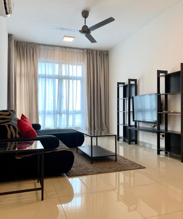 Wtr Pearl Suria Fully Furnished Unit For Rent Property Rentals On Carousell