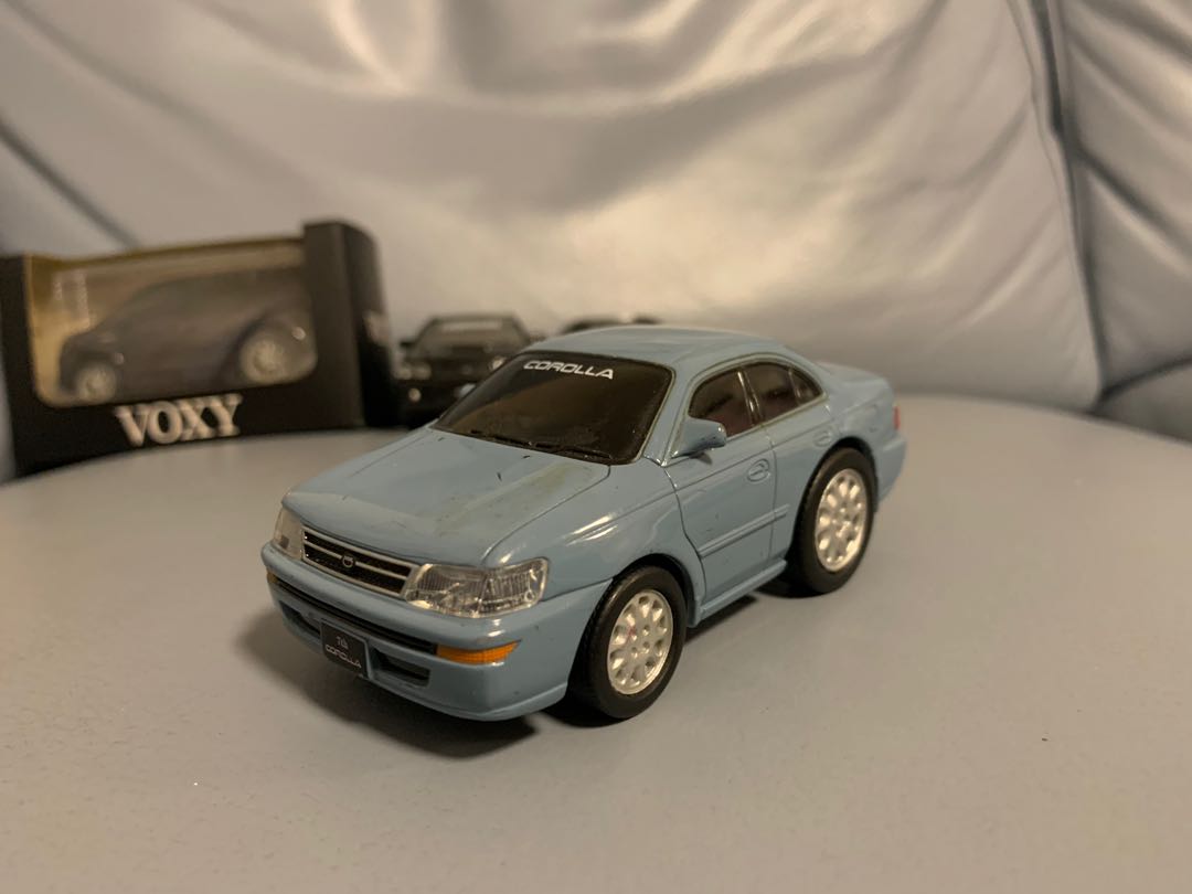 1 30 Toyota Corolla Ae100 豐田回力車灰藍色 玩具 遊戲類 玩具 Carousell