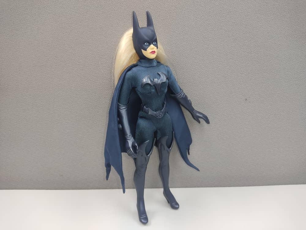 1997 KENNER BATMAN ROBIN COLLECTOR SERIES BATGIRL