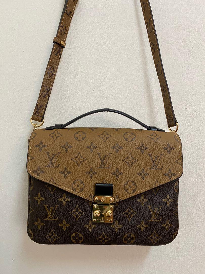 Bundle Item ) Louis Vuitton Metis Two Tone, Women's Fashion, Bags &  Wallets, Purses & Pouches on Carousell