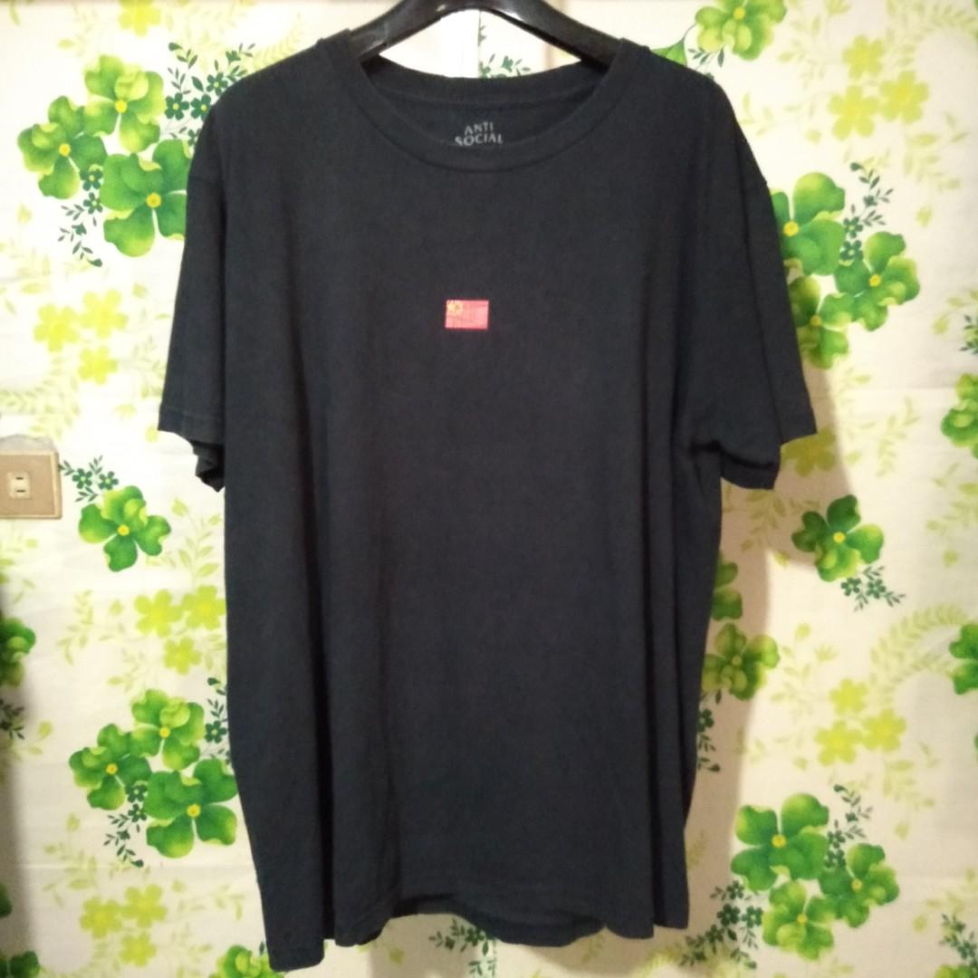 Anti Social Social Club China Flag Tee (Category: Tshirts & Polo Shirts ) located in Quezon City. Submitted by inrelationthrift (Listing ID 1081816583, Image 1). Description: Size: Large Dimes: 21 x 27 8/10 Issue: slightly crack print Good Condition Ship next day after the purchase.