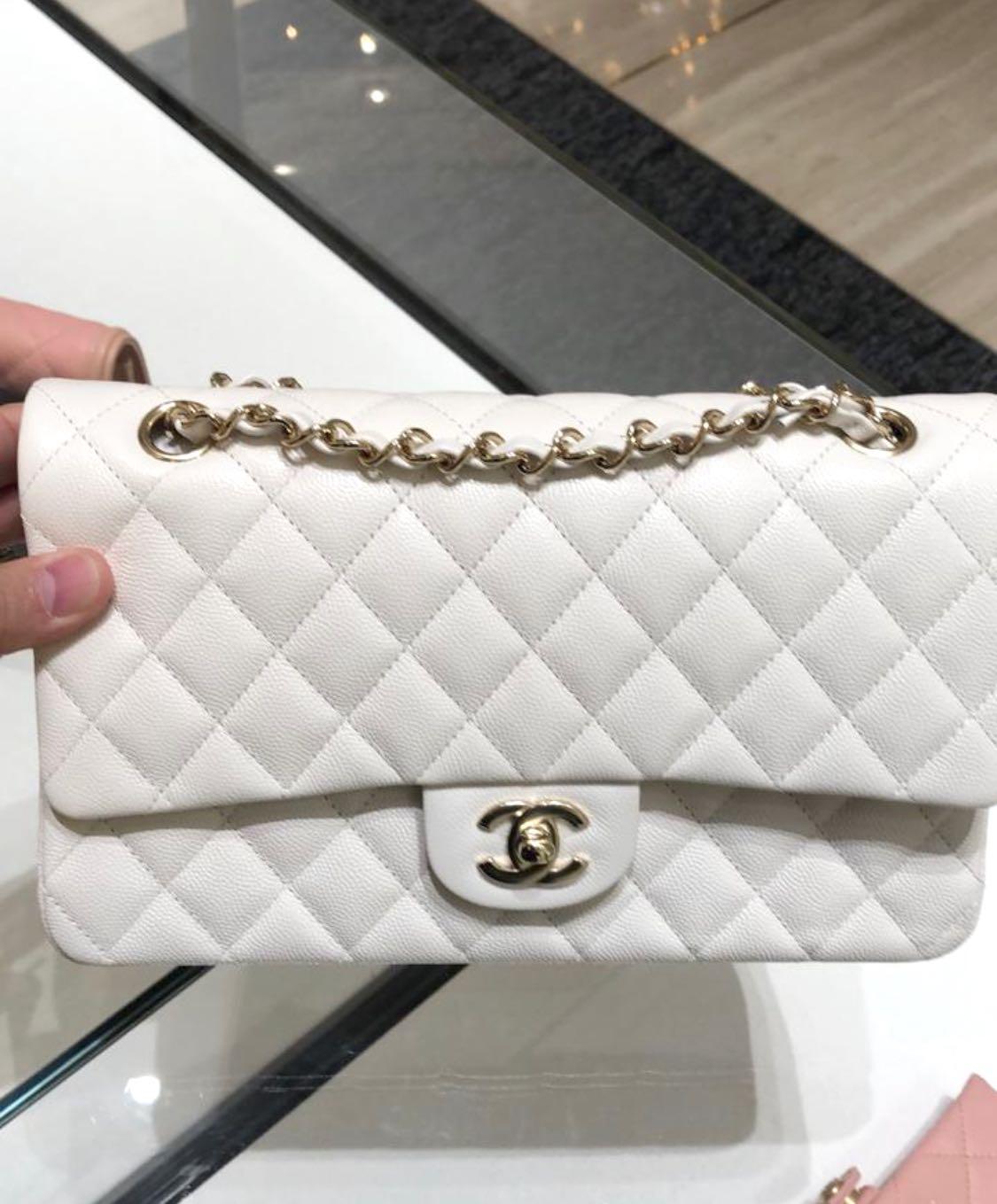 Chanel classic flap white discount