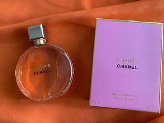 (Category: ) located in . Submitted by ppperfume_ (Listing ID 1081996333, Image 1). Description: .