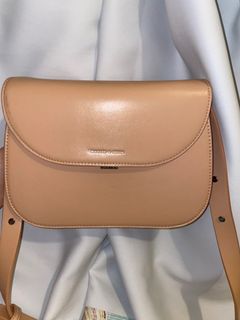 （分類：）位於 。 由 imbagguy 提交（商品編號 1081994917，圖片 1）。簡介： 。