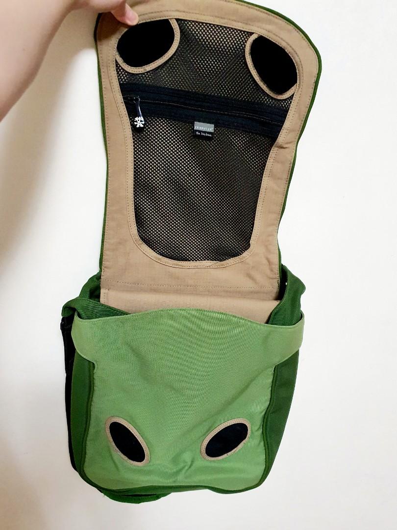 Crumpler The Luncheon Laptop Messenger Crossbody Sling Bag, Men's