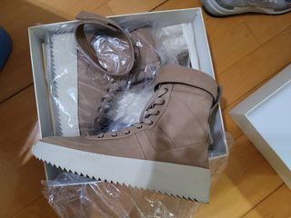 （分類：）位於 。 由 cwdymas 提交（商品編號 1081942393，圖片 1）。簡介： 。