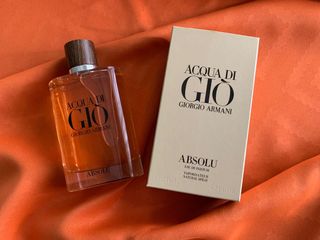 (Category: ) located in . Submitted by ppperfume_ (Listing ID 1081996667, Image 1). Description: .