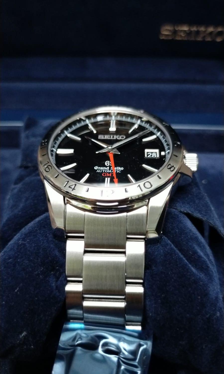 Grand Seiko GMT SBGM027, Men's Fashion, Watches & Accessories, Watches on  Carousell