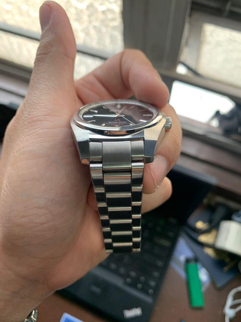 Grand Seiko SBGX093 9F Quartz, Men's Fashion, Watches & Accessories,  Watches on Carousell