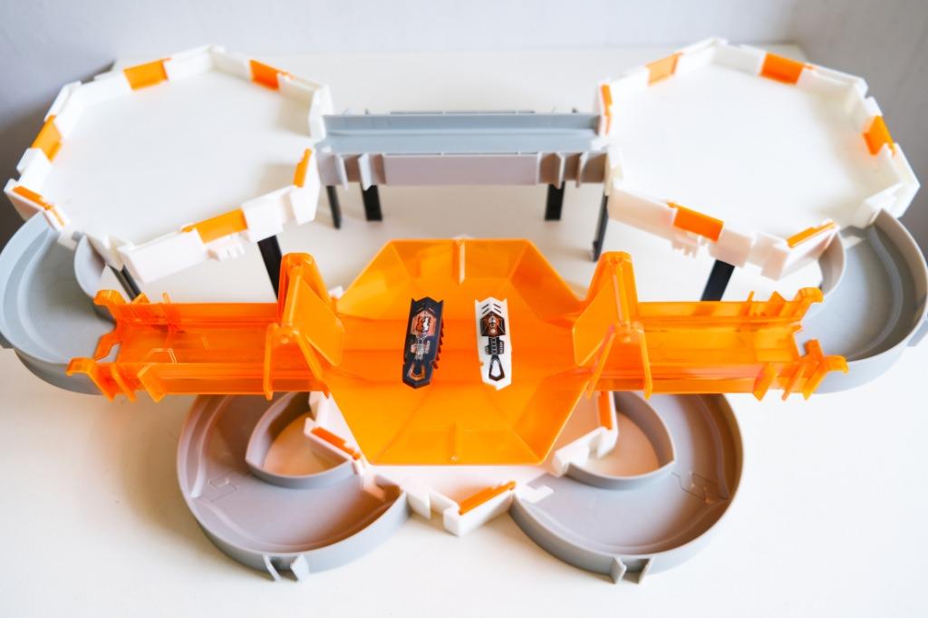 Hexbug Bridge Battle Habitat Set Hobbies Toys Toys Games on Carousell