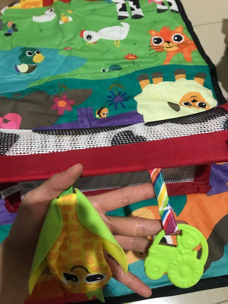 Lamaze tummy time air store