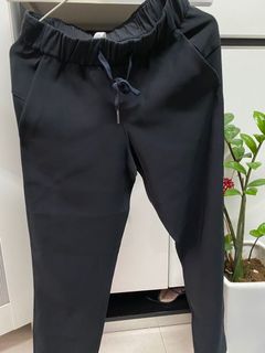 （分類：）位於 。 由 uncannyqueen 提交（商品編號 1081928181，圖片 1）。簡介： 。